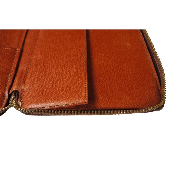 LOUIS VUITTON MONOGRAM PASSPORT TRAVEL AGENDA - Picture 6 of 8